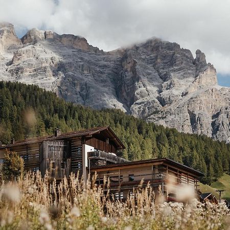 Lagació Hotel Mountain Residence San Cassiano  Exterior foto